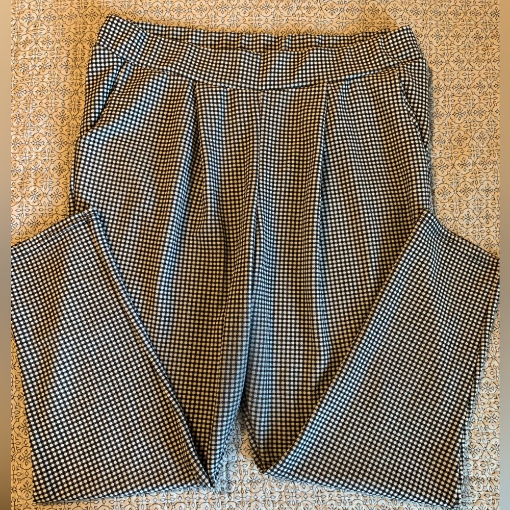 Boohoo Checkered Pants